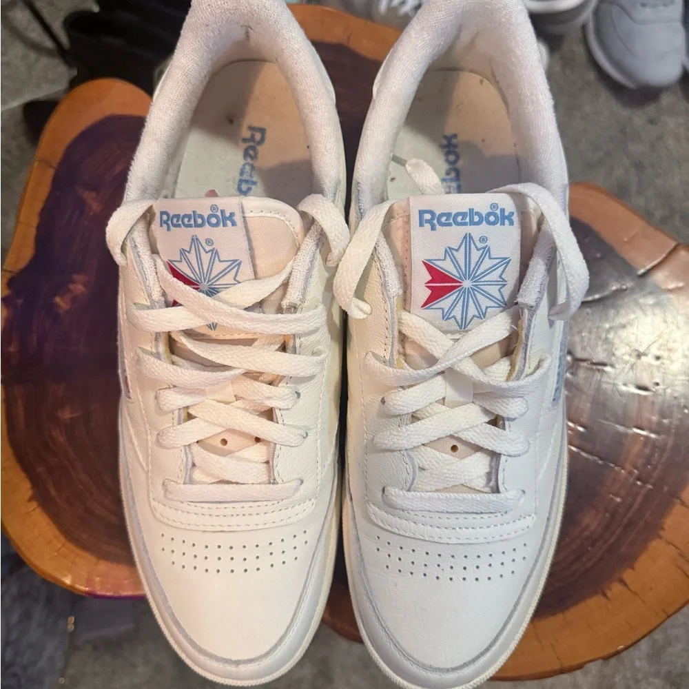 Reebok Women's Club C 85 Vintage Shoes size 10 - Picture 3 of 7